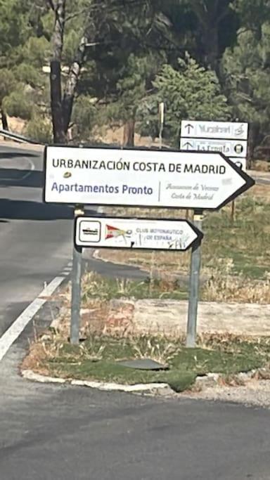 Apartamento De Lujo Vergel Suite San Martín de Valdeiglesias Buitenkant foto